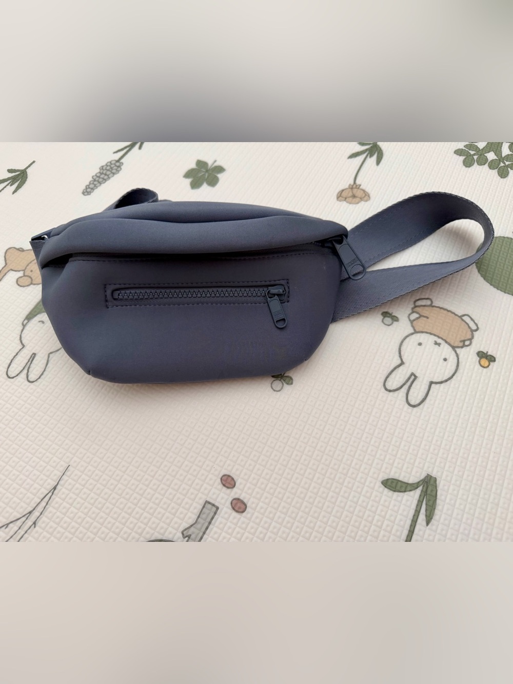 Dagne Dover Ace Fanny Pack Neoprene in Ash Blue